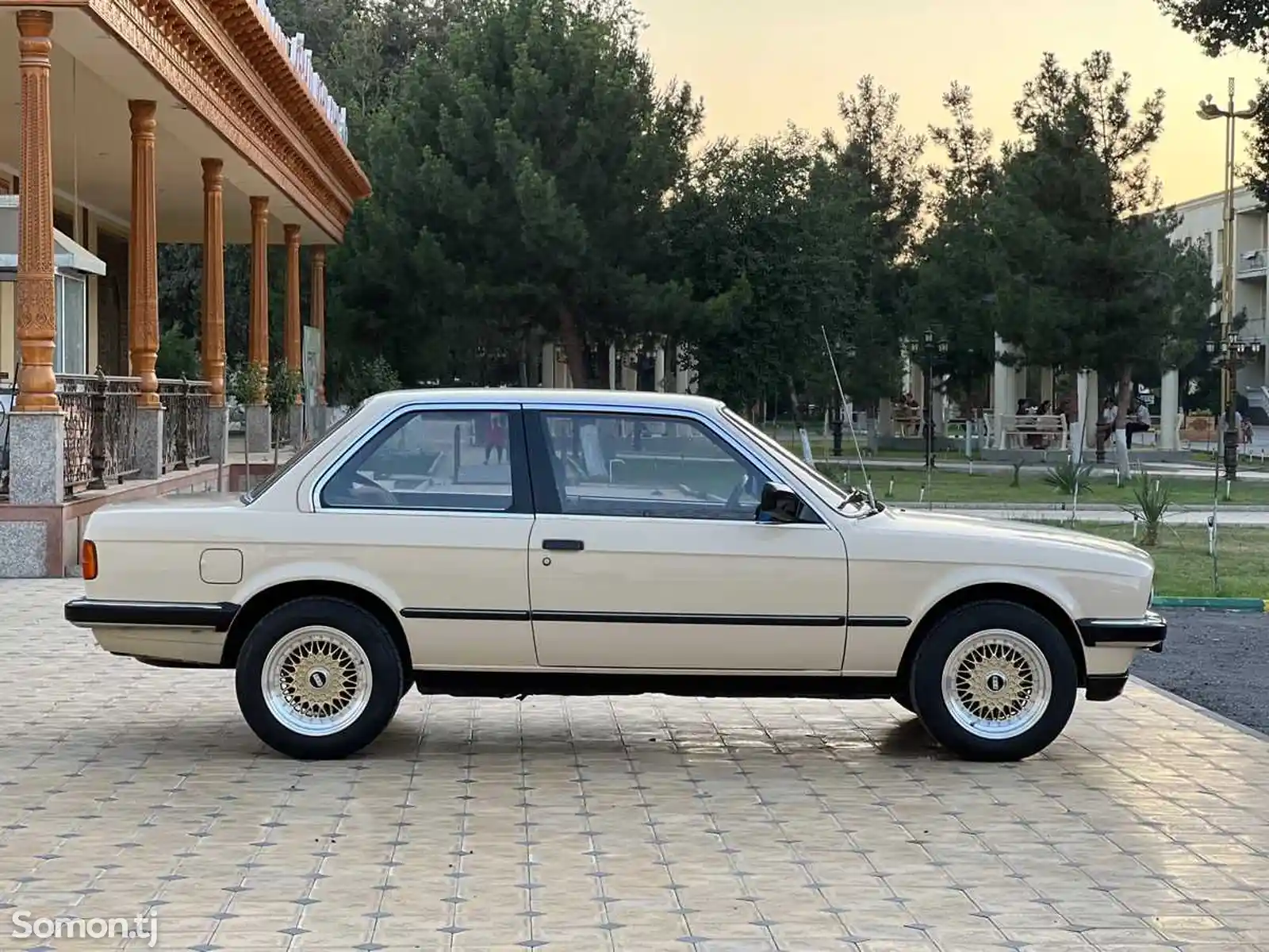 BMW 3 series, 1983-6