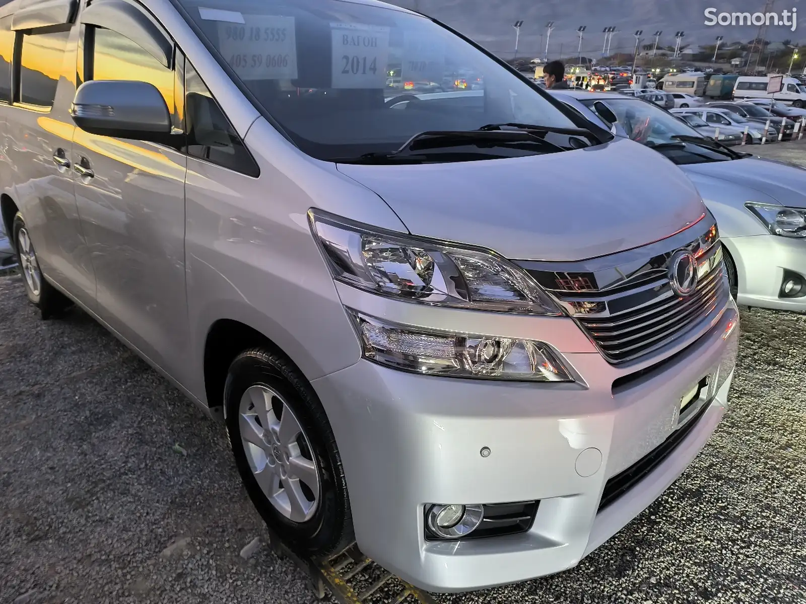 Toyota Vellfire, 2014-1