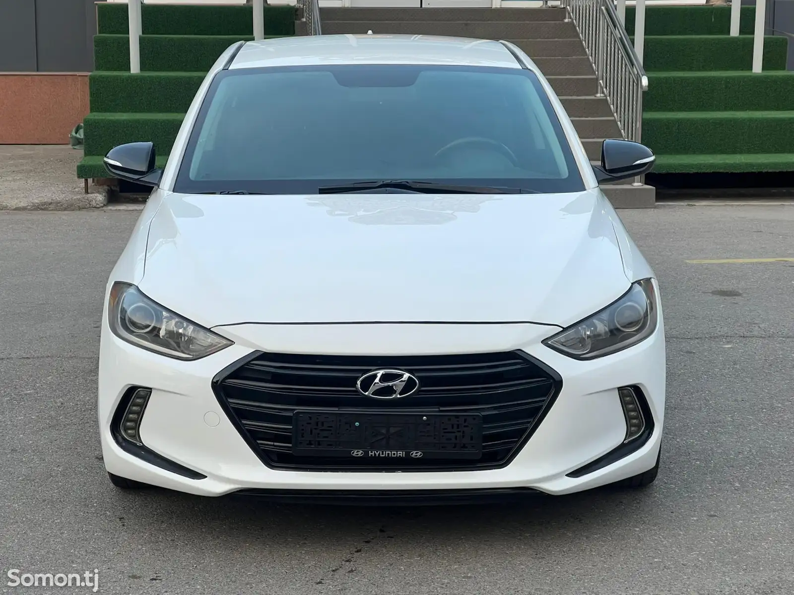 Hyundai Elantra, 2017-1