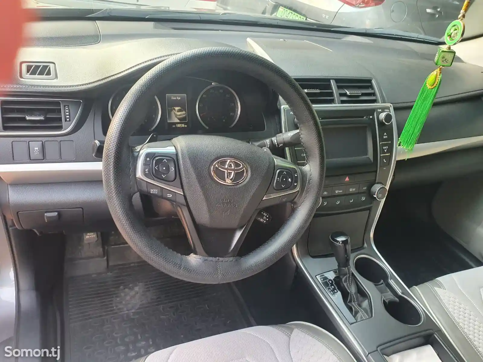 Toyota Camry, 2017-3