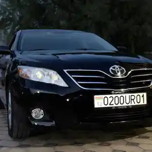 Toyota Camry, 2010