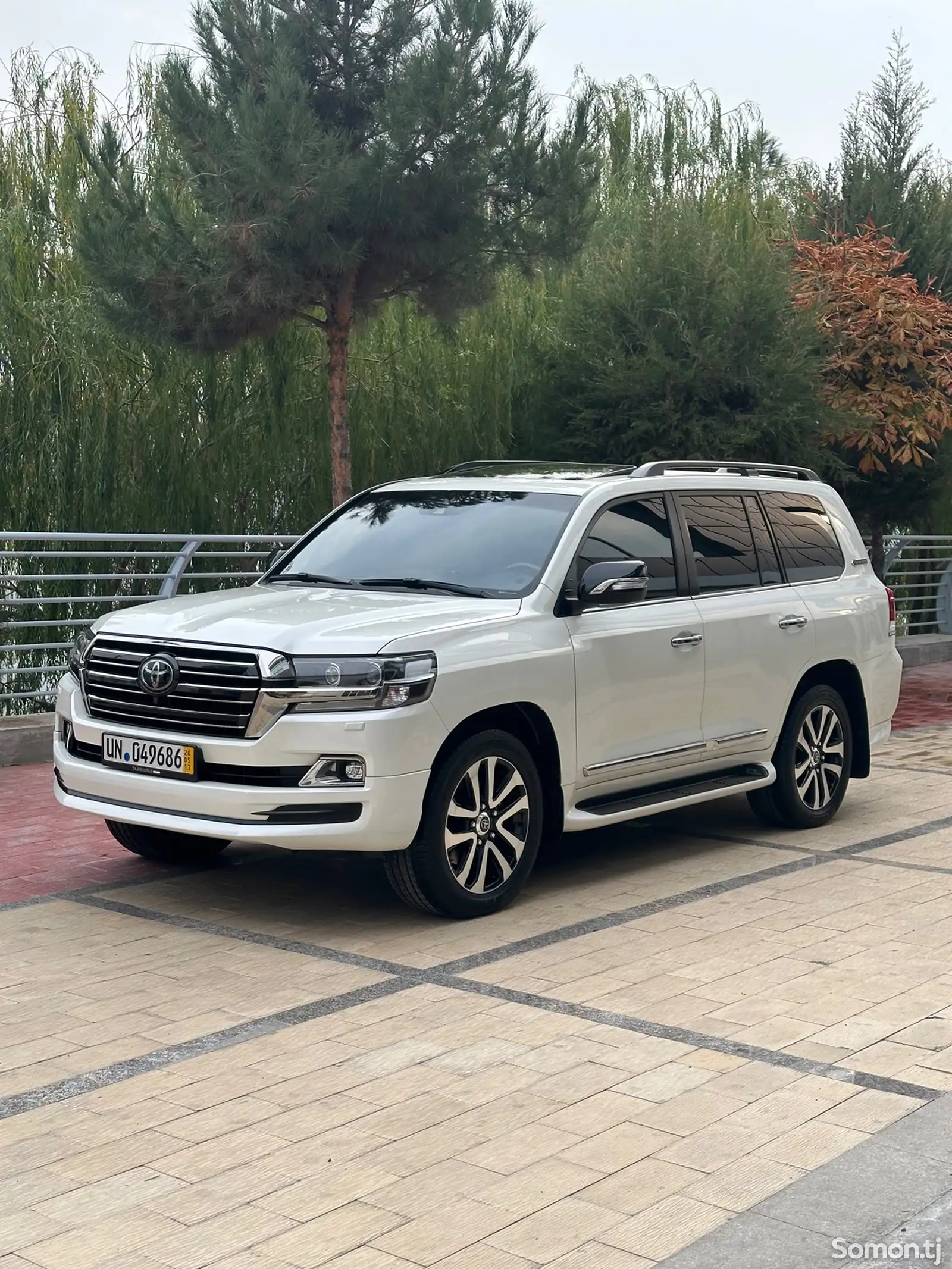 Toyota Land Cruiser, 2019-1