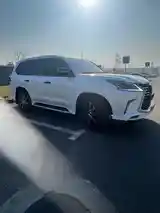 Lexus LX series, 2019-2