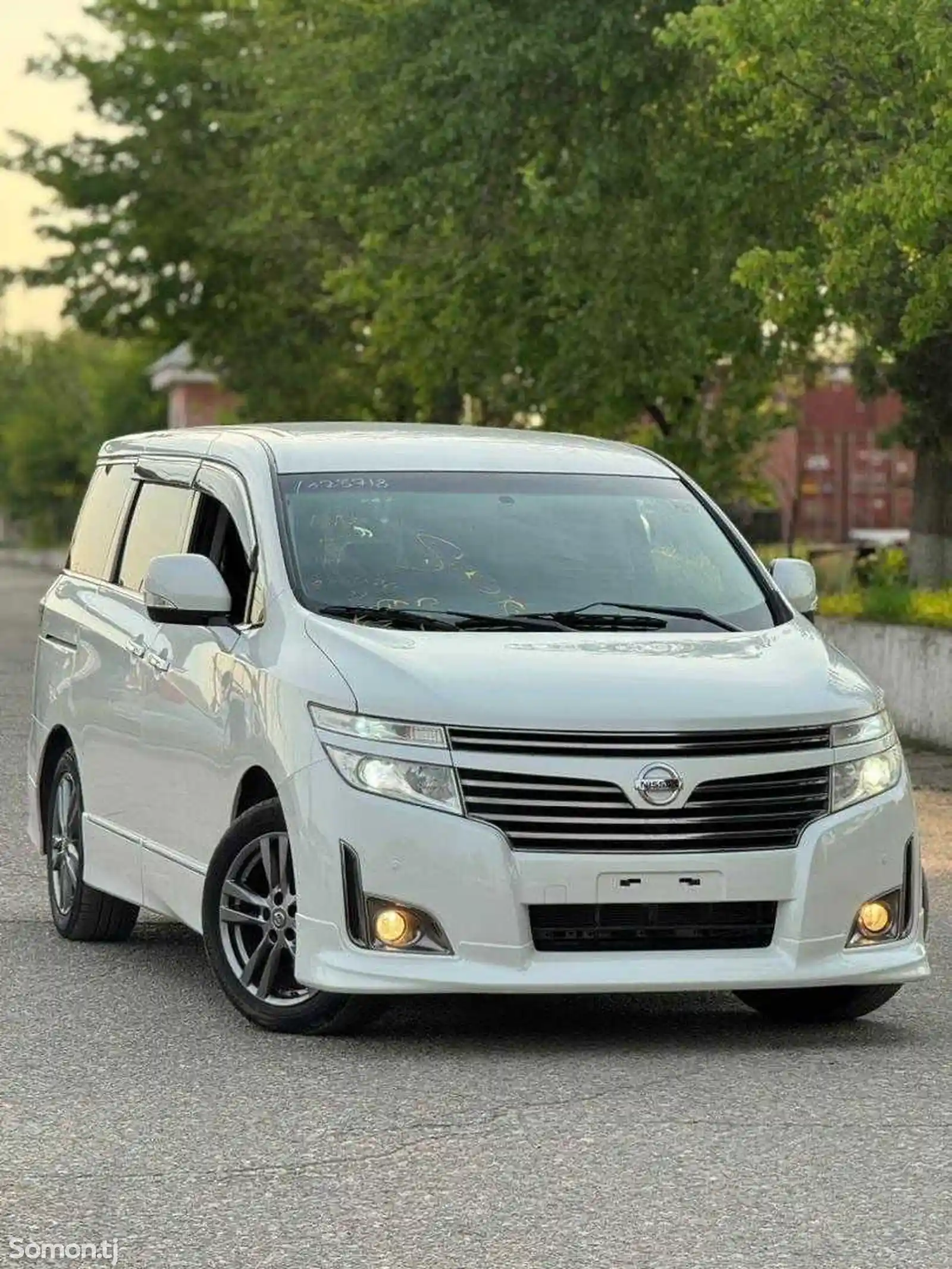Nissan Elgrand, 2015-2