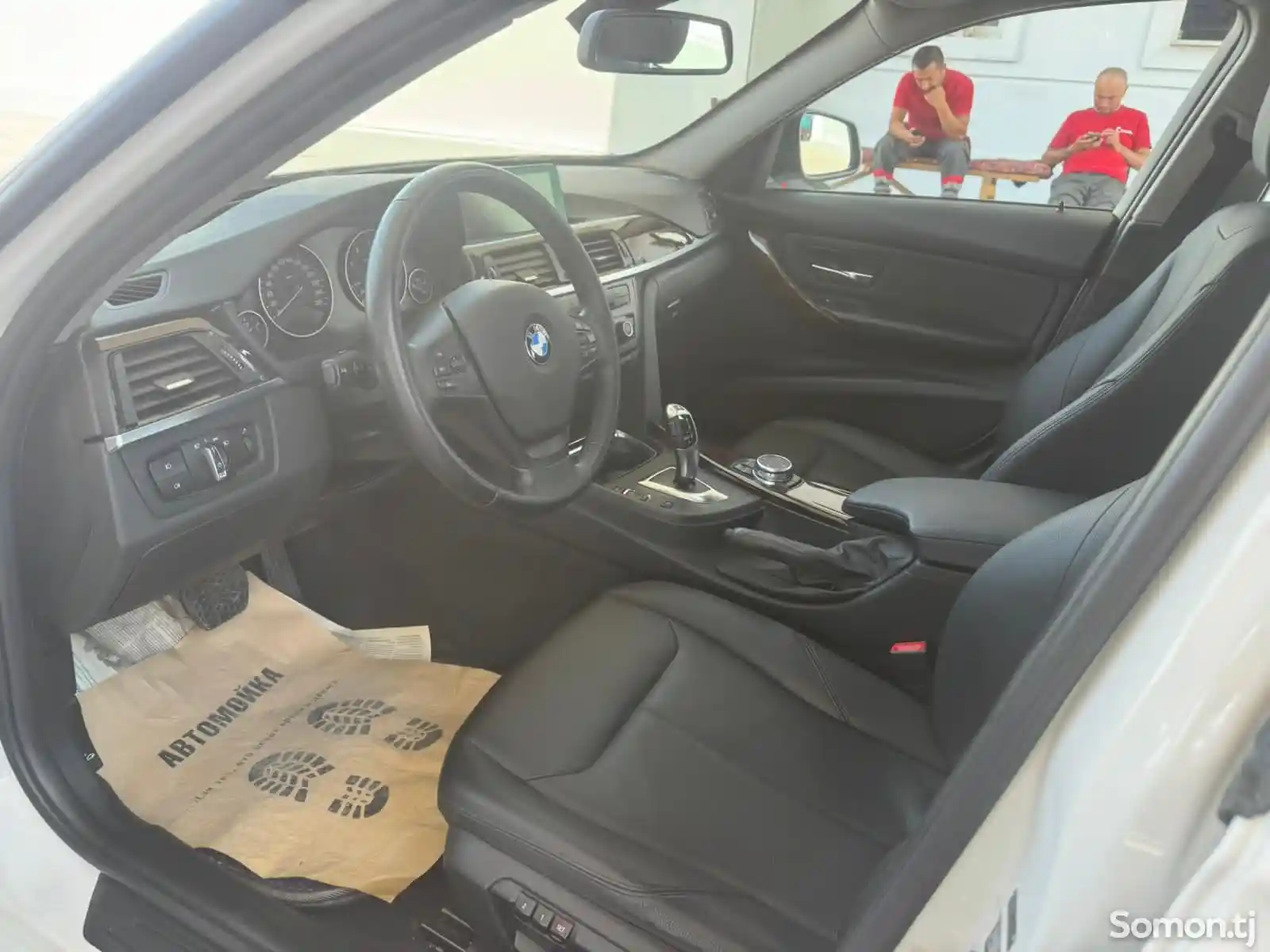BMW 3 series, 2015-10