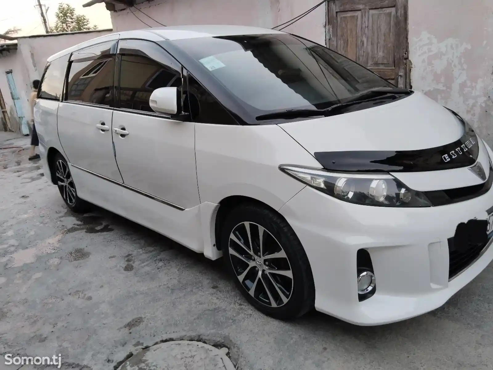 Toyota Estima, 2016-5