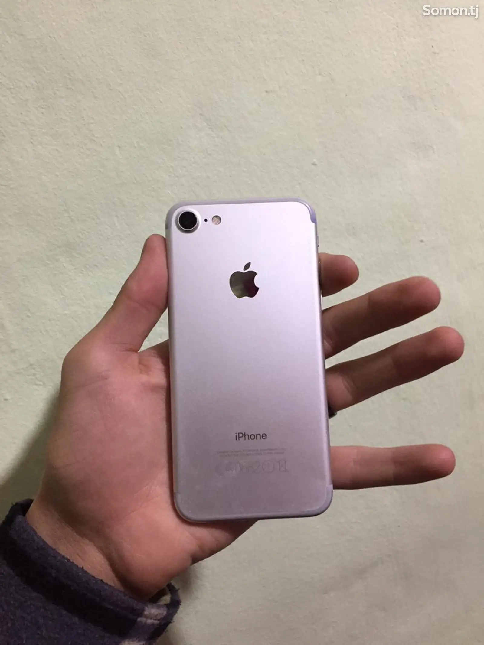 Apple iPhone 7, 32 gb-1