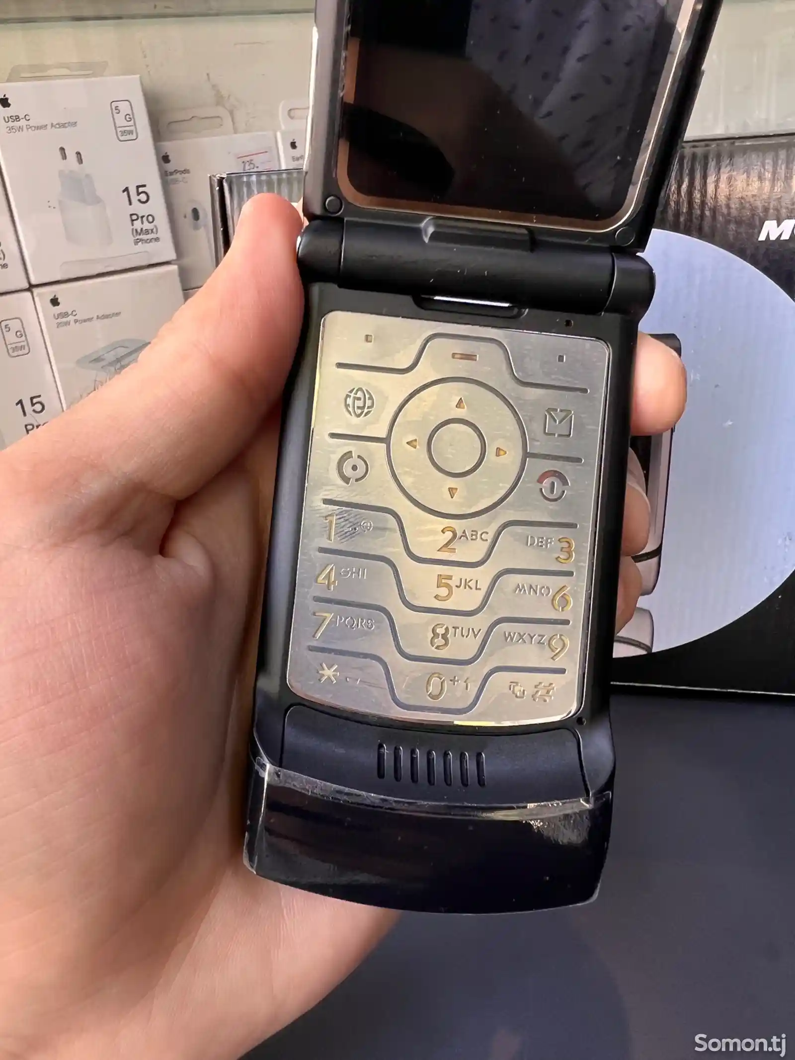 Motorola Razr V3i-3