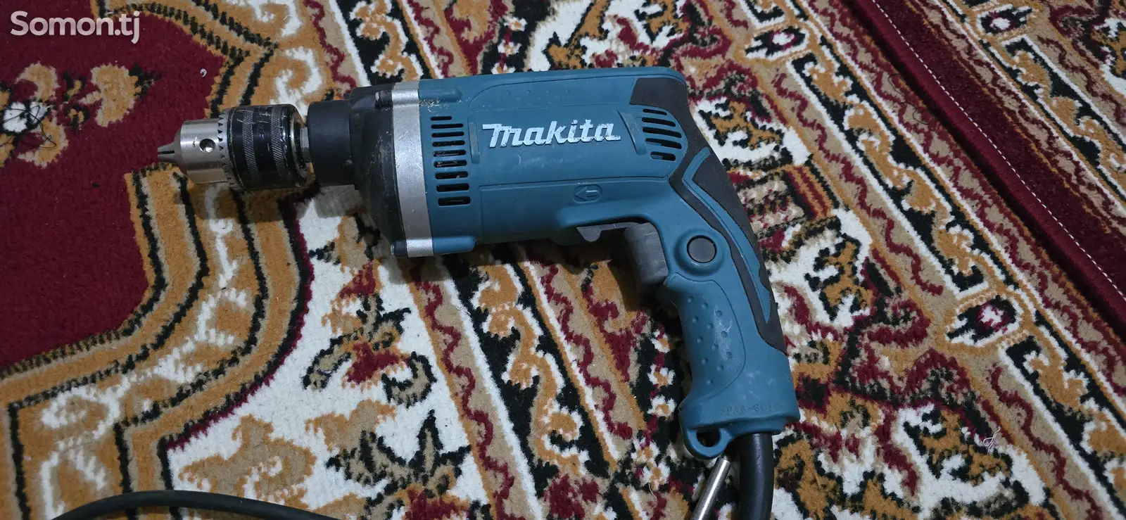 Дрель ударная Makita-1