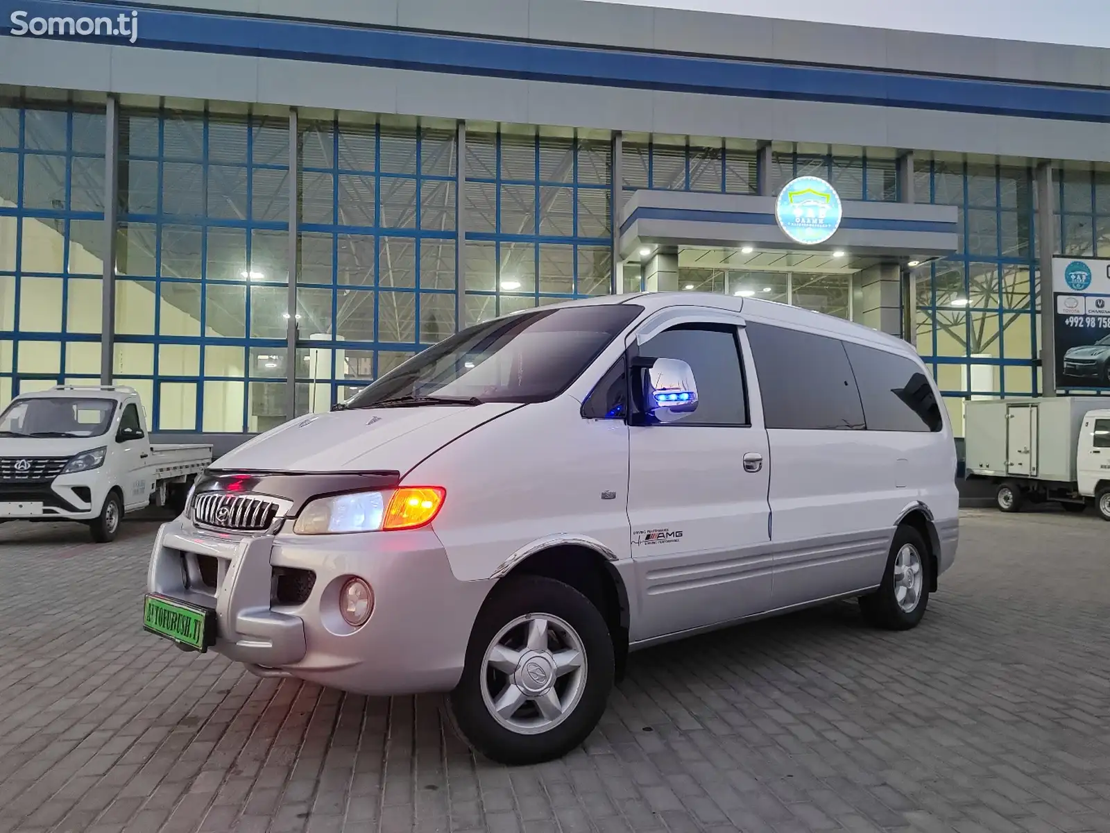 Микроавтобус Hyundai Starex, 2002-1