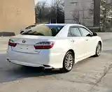 Toyota Camry, 2017-4