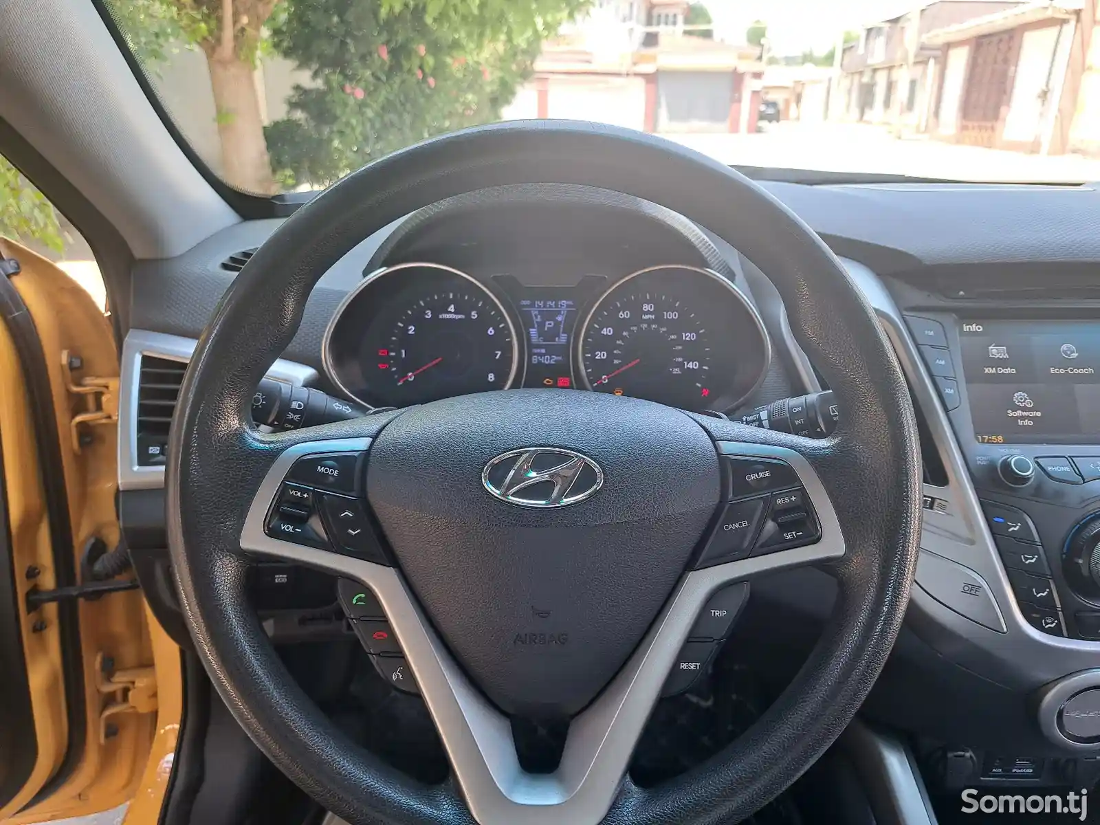 Hyundai Veloster, 2013-6