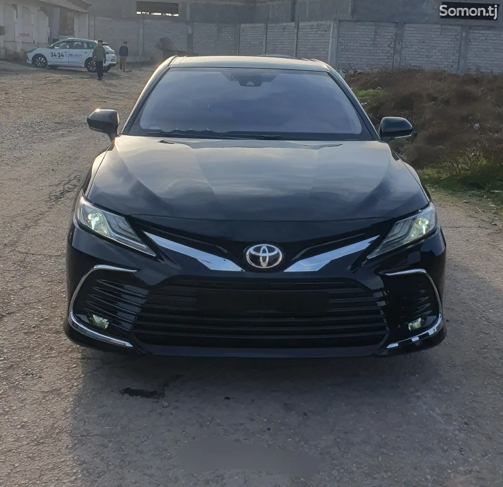 Toyota Camry, 2019-1