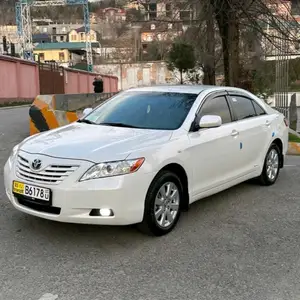 Toyota Camry, 2008