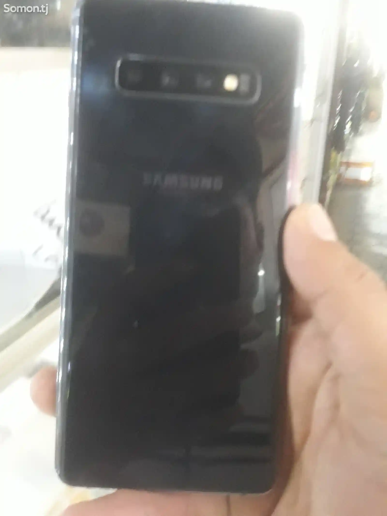 Samsung Galaxy S10+-2