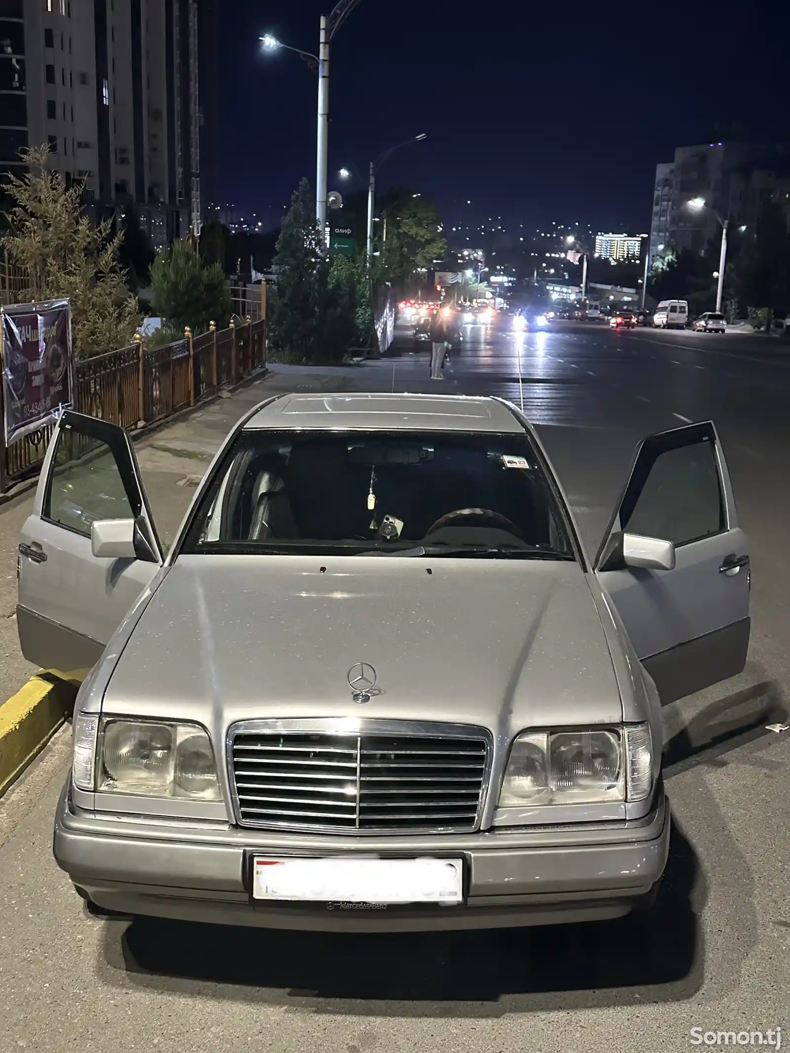 Mercedes-Benz W124, 1995-3