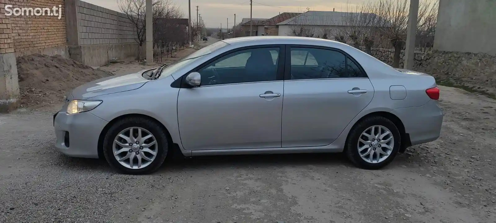 Toyota Corolla, 2012-10