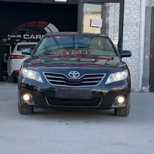 Toyota Camry, 2010