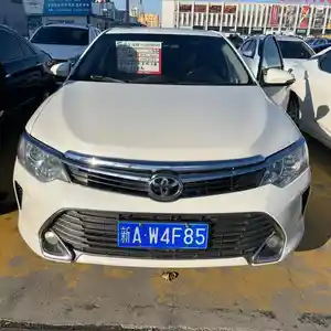 Toyota Camry, 2016