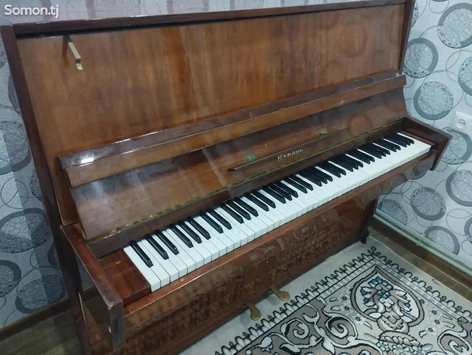 Пианино Кубань-6