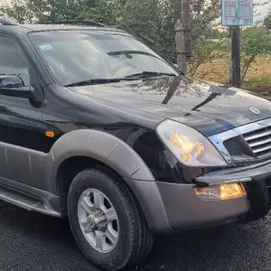 Ssang Yong Rexton, 2002