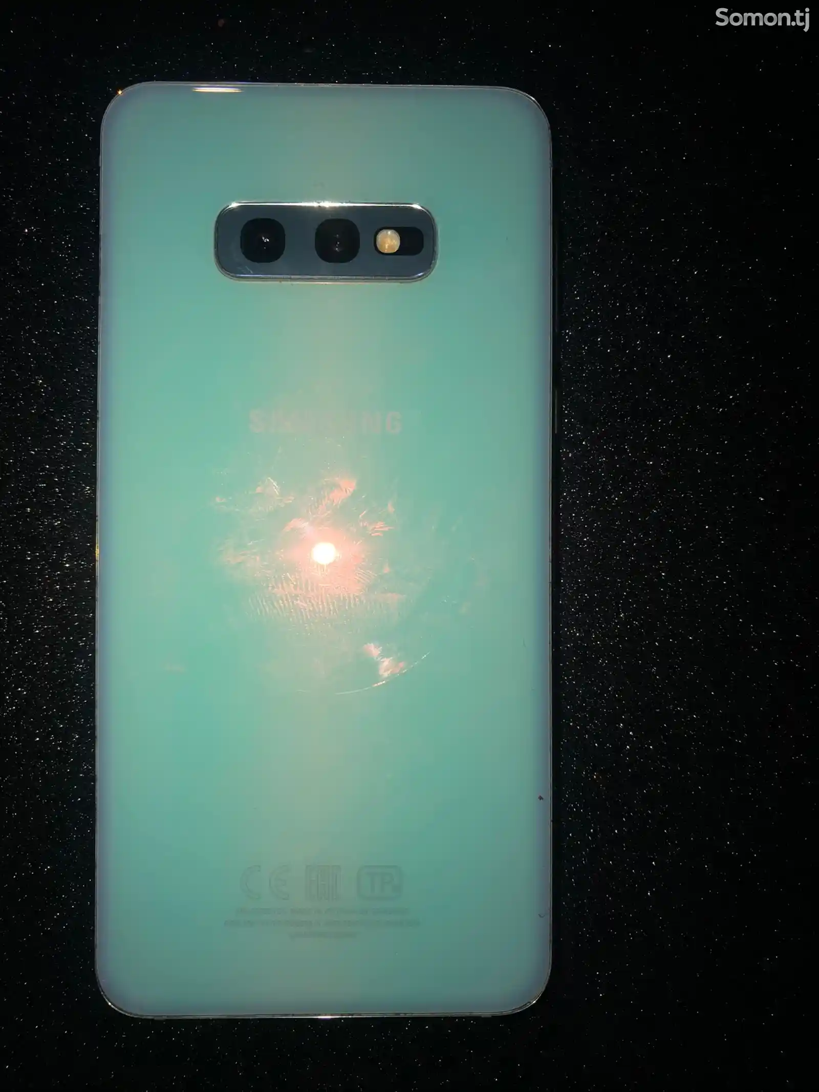 Samsung Galaxy S10E-1