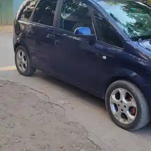 Opel Meriva, 2004