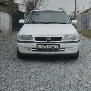 Opel Astra F, 1995