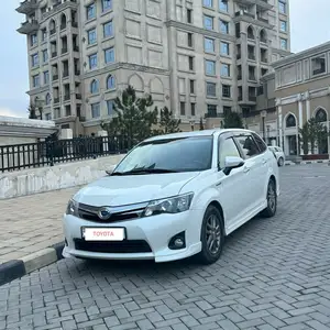 Toyota Fielder, 2014