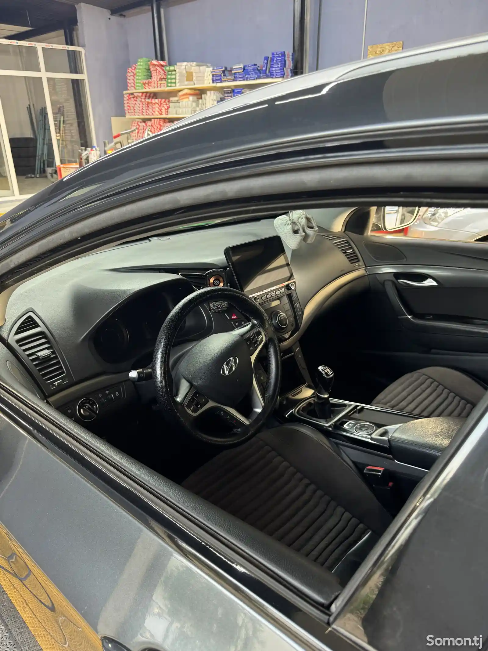 Hyundai i40, 2013-6