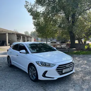 Hyundai Avante, 2018