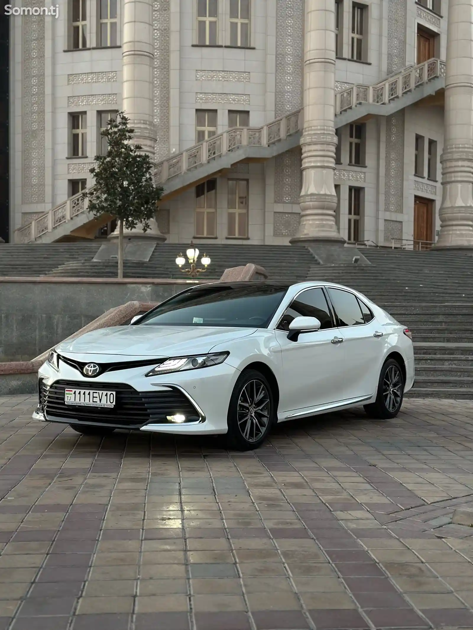 Toyota Camry, 2023-2