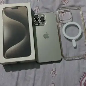 Apple iPhone 15 Pro Max, 256 gb, Natural Titanium