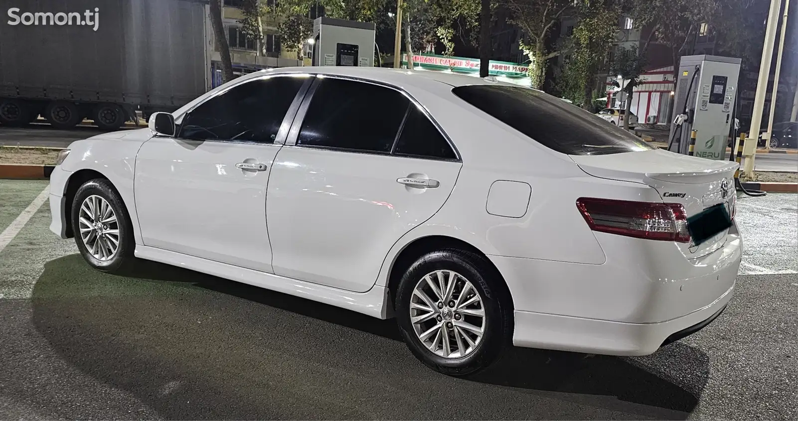 Toyota Camry, 2011-8