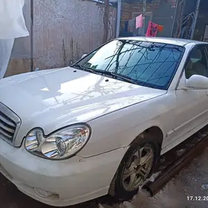 Hyundai Sonata, 2003