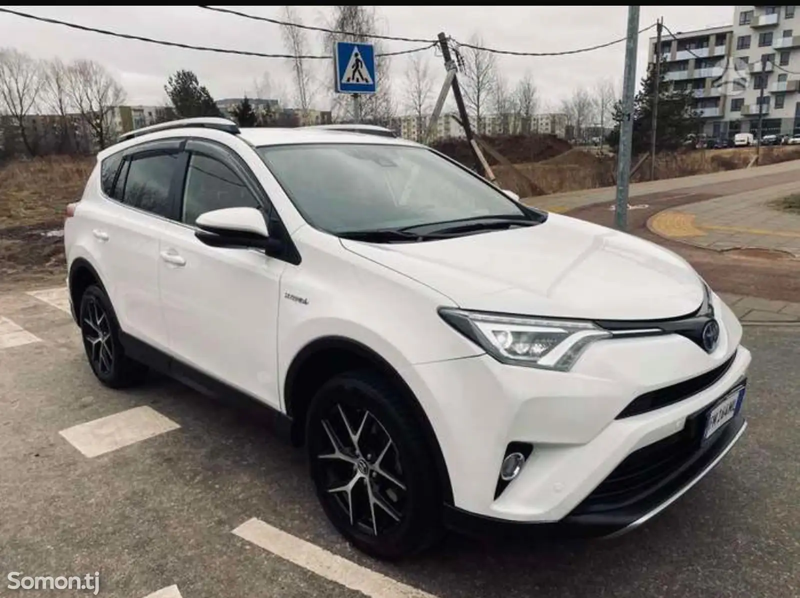 Toyota RAV 4, 2017-1