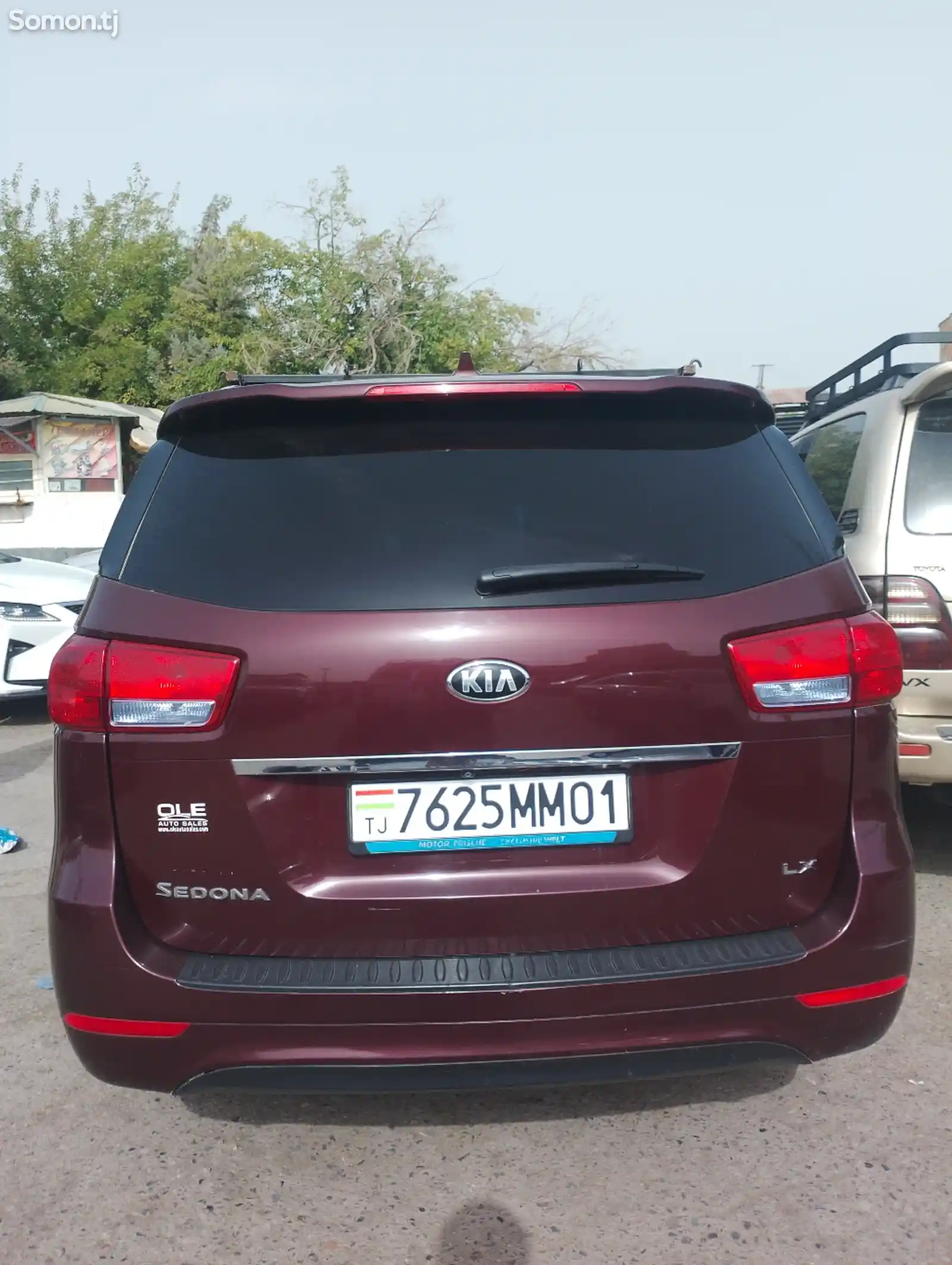 Kia Sedona, 2015-3