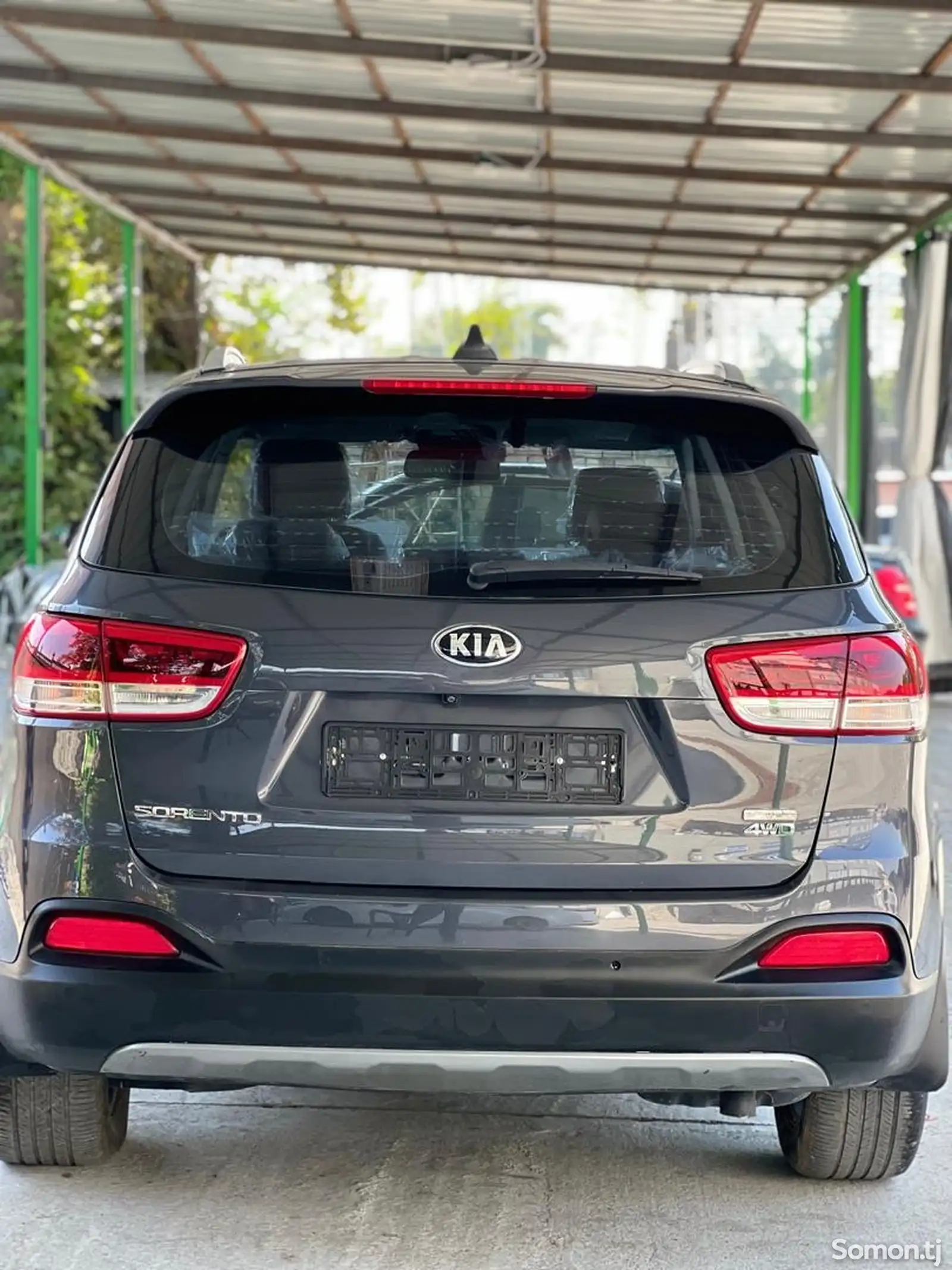 Kia Sorento, 2015-10