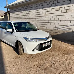 Toyota Fielder, 2016