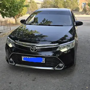 Toyota Camry, 2017