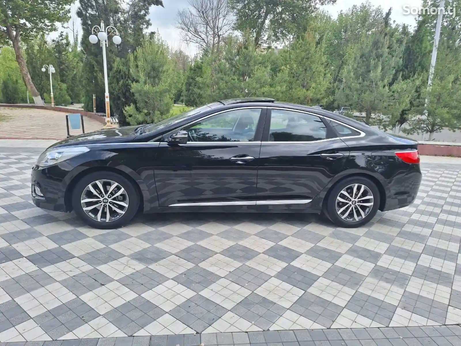 Hyundai Grandeur, 2011-6