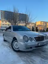 Mercedes-Benz E class, 2000-2