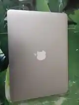 Ноутбук Macbook-3