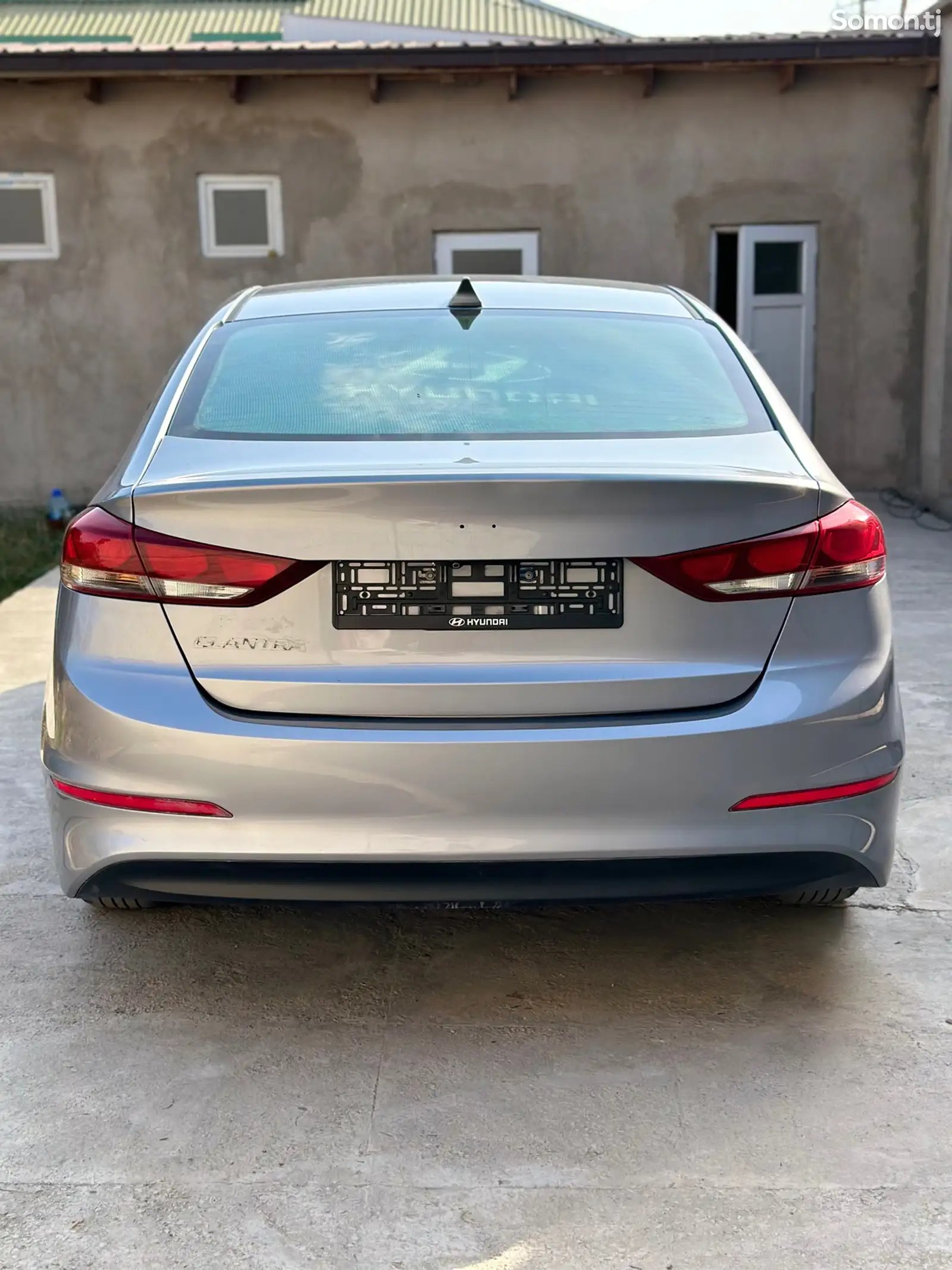 Hyundai Elantra, 2017-4