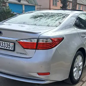 Lexus ES series, 2015