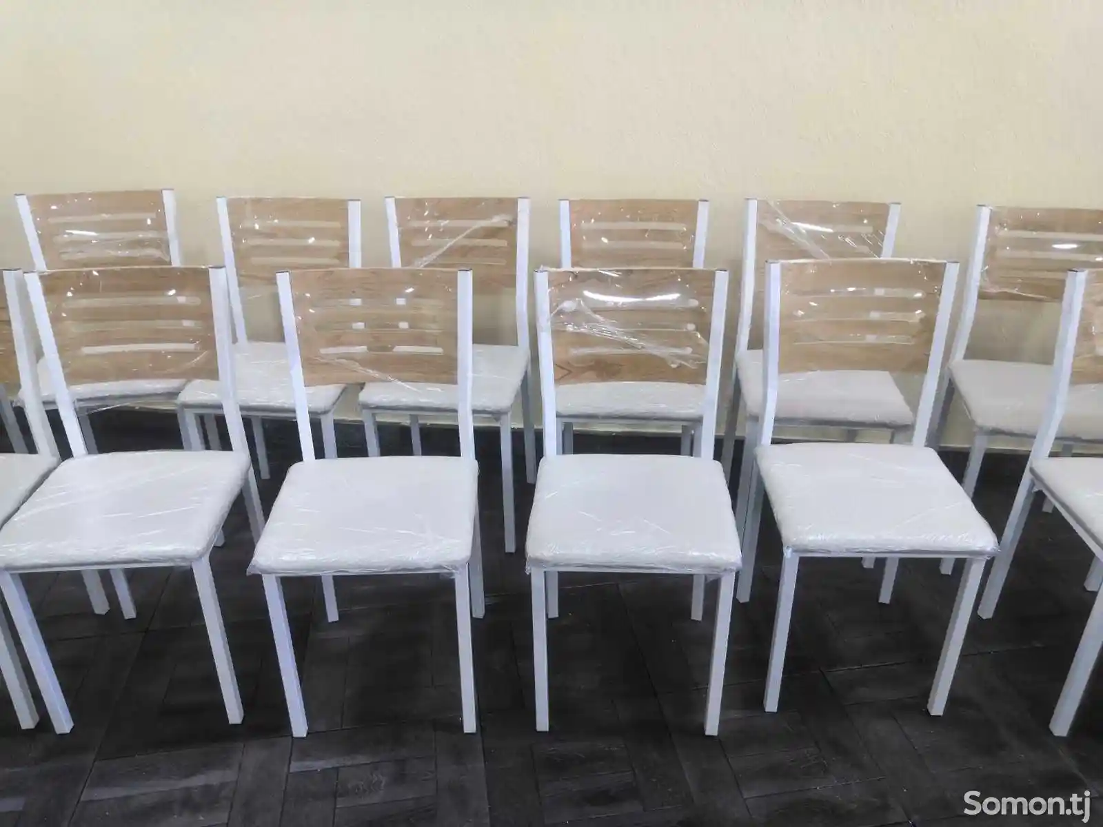 Столы и стулья для кафе-5