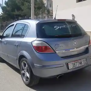 Opel Astra H, 2005