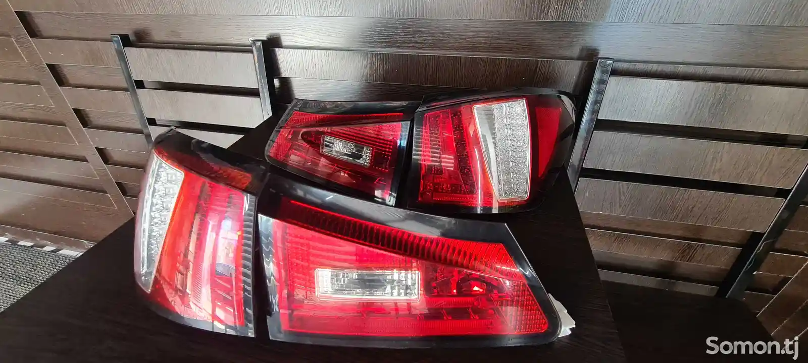 Задние фонари от Lexus
