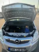 Opel Zafira, 2008-9