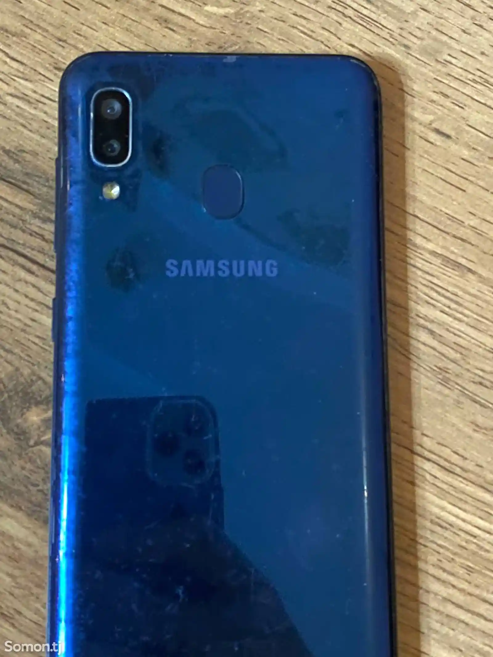 Samsung Galaxy A20-1